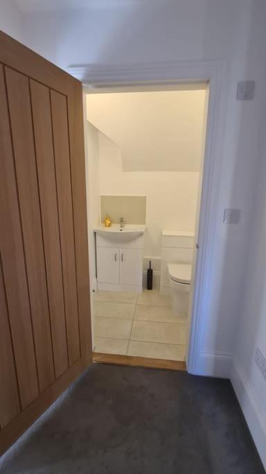 Stylish Georgian Apartment In An Ideal Location 노스월셤 외부 사진